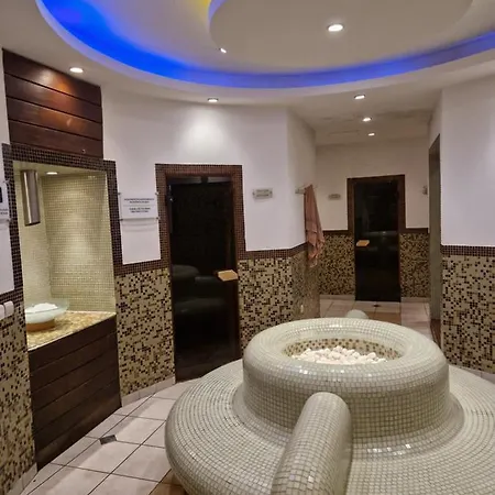 Life, Bansko, Private C-17 Апартаменты