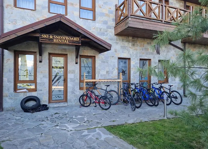 Life, Bansko, Private C-17 *